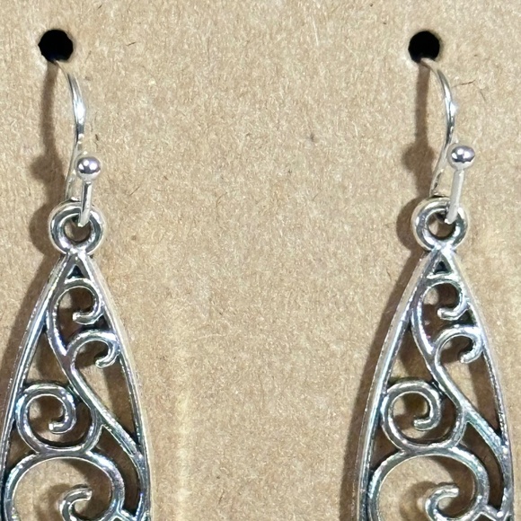 2/$20 Silver tone long thin water droplet filigree hook earrings - Picture 3 of 11